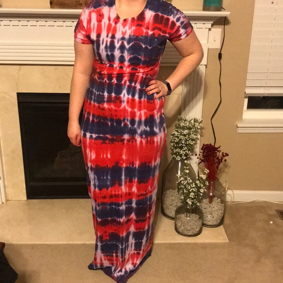 Dress - Picture 5 of 6